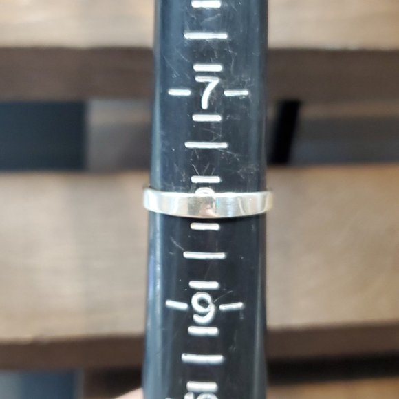 Size 8 925 Sterling Silver Large Blue Purple Cubic Zirconia Gem Ring - Picture 6 of 8